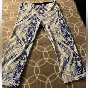 Victorias Secret VSX SPORT Knockout Cropped Capri Black Blue White Leggings S/P